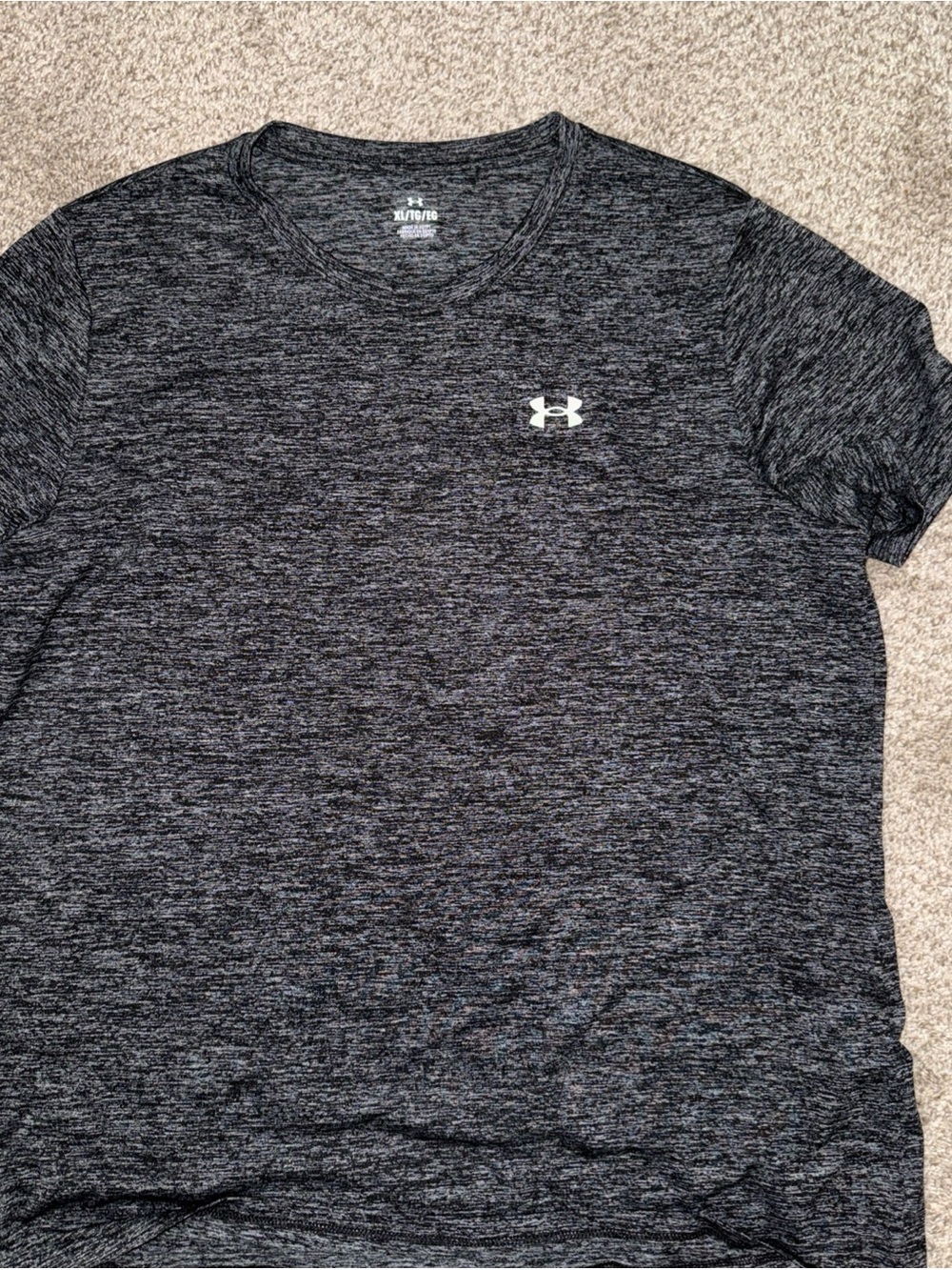 Under Armour Women’s XL Heathered Black Performance T-Shirt